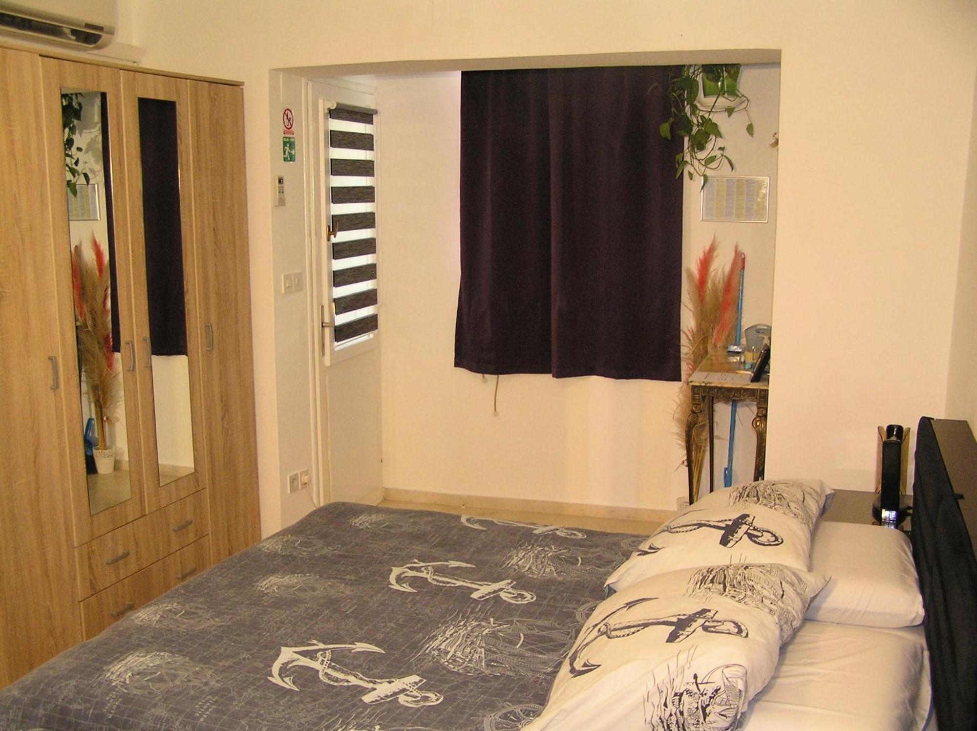 Studio Apartments Fabjanac Traù Esterno foto
